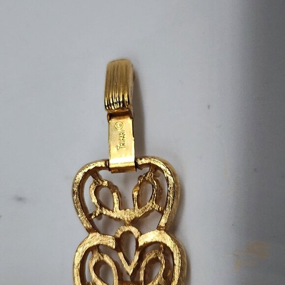 Vintage Signed Crown Trifari Victorian Style Panel Link Bracelet Textured 7" - Picture 12 of 14